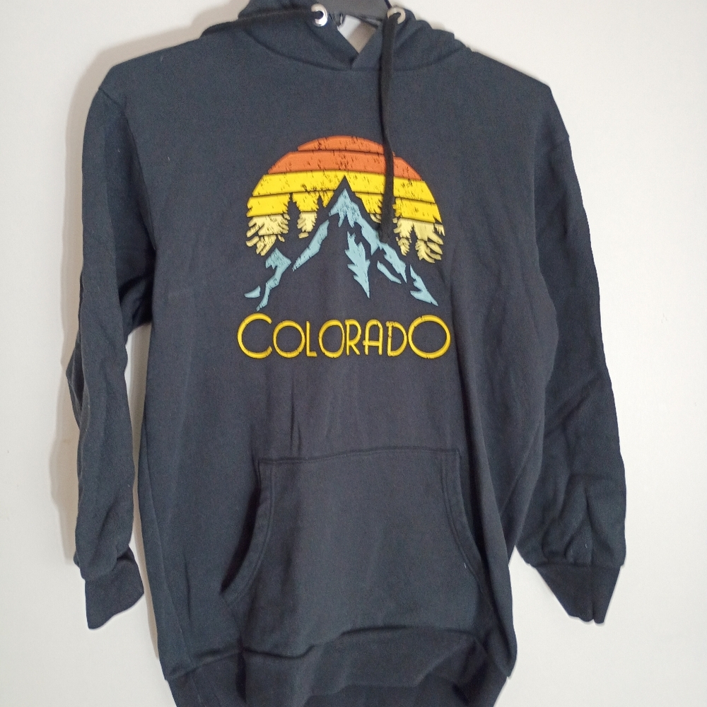 Colorado Mountain Graphic Hoodie